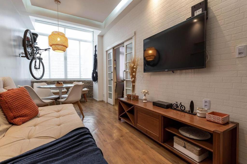 Apartamento Aconchegante / Localizacao Privilegiada. Na