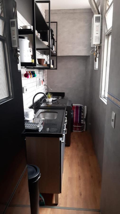Aconchegante / Localizacao Privilegiada. Na Apartamento